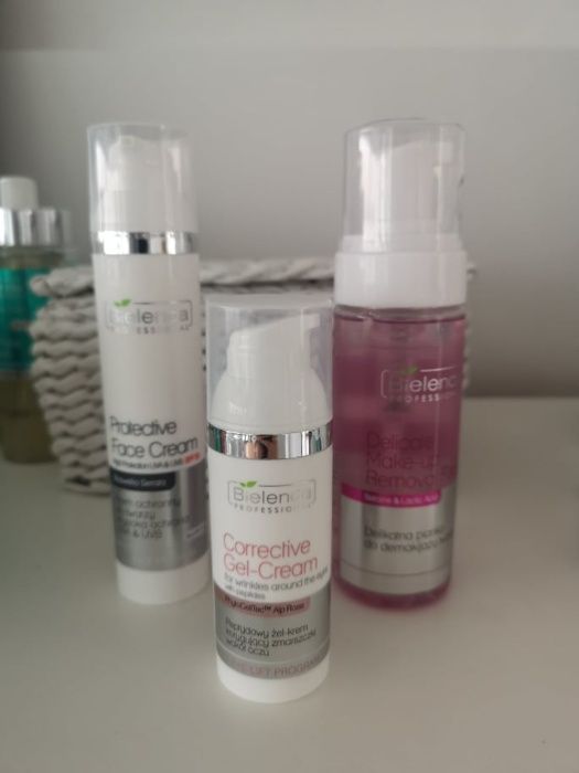 Cremes de rosto e corpo - BIELENDA c/portes incluídos