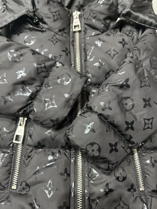 Kurtka czarna logowana