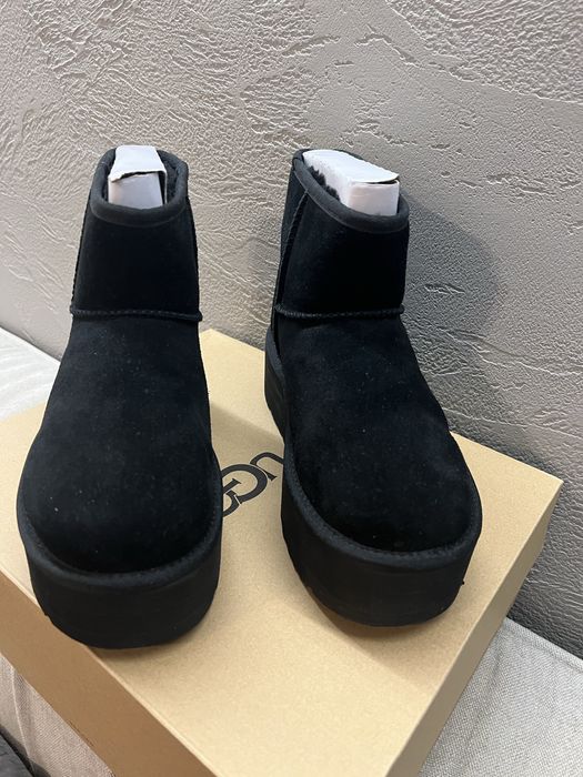 Жіночі  UGG  classic mini