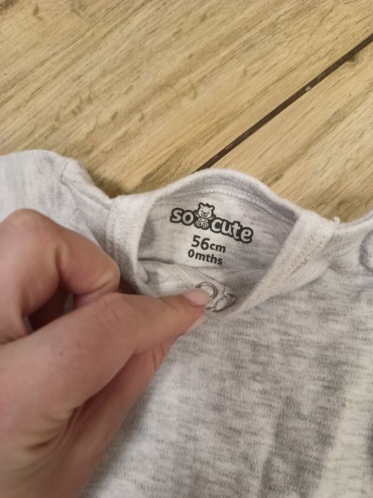 Zestaw  dla niemowlaka noworodka 56cm 3 kopertowe bluzki spodnie