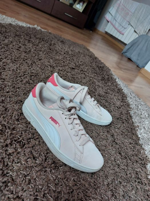Sneakersy Puma morelowe rozmiar 39