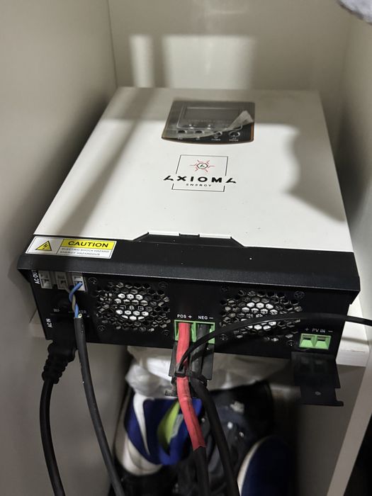 Гибридний инвертор 1 квт