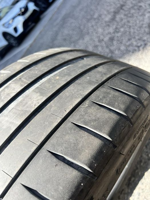 235/40/18 Michelin 2 pneus