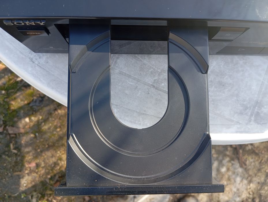 Продам Музыкальный CD-проигрыватель SONY CDP-591