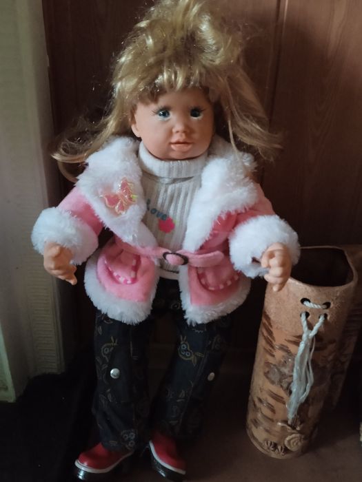 Продам ляльку в гарному стані