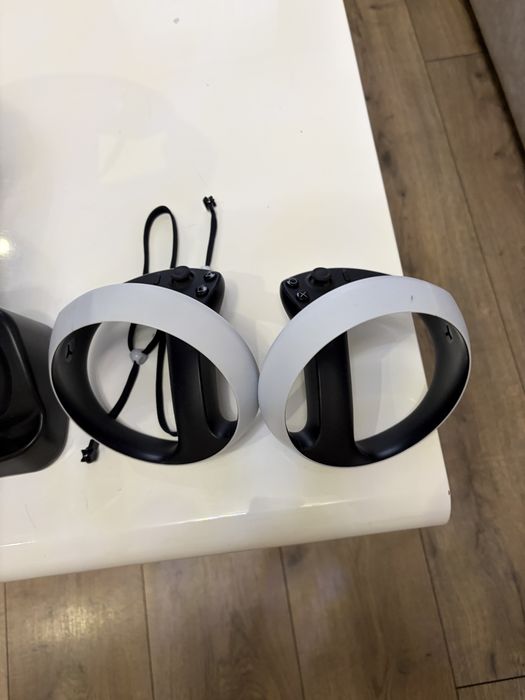 PlayStation VR2 + зарядна станція для контролерів | Ідеальний стан