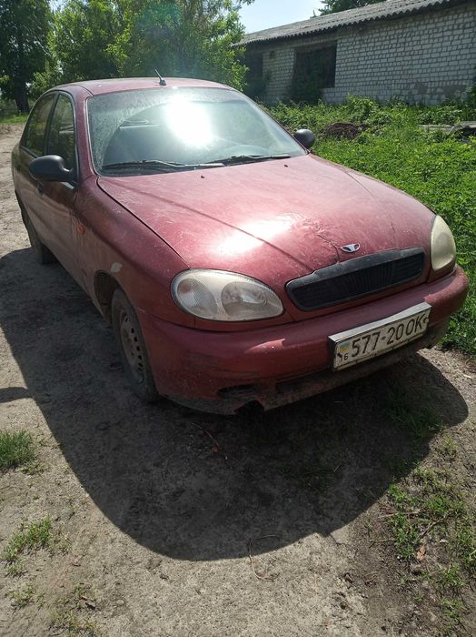 Продам круизер, на ходу.Продам деу 1,3 бензин на ходу кожен день по ТП.Не гнила.