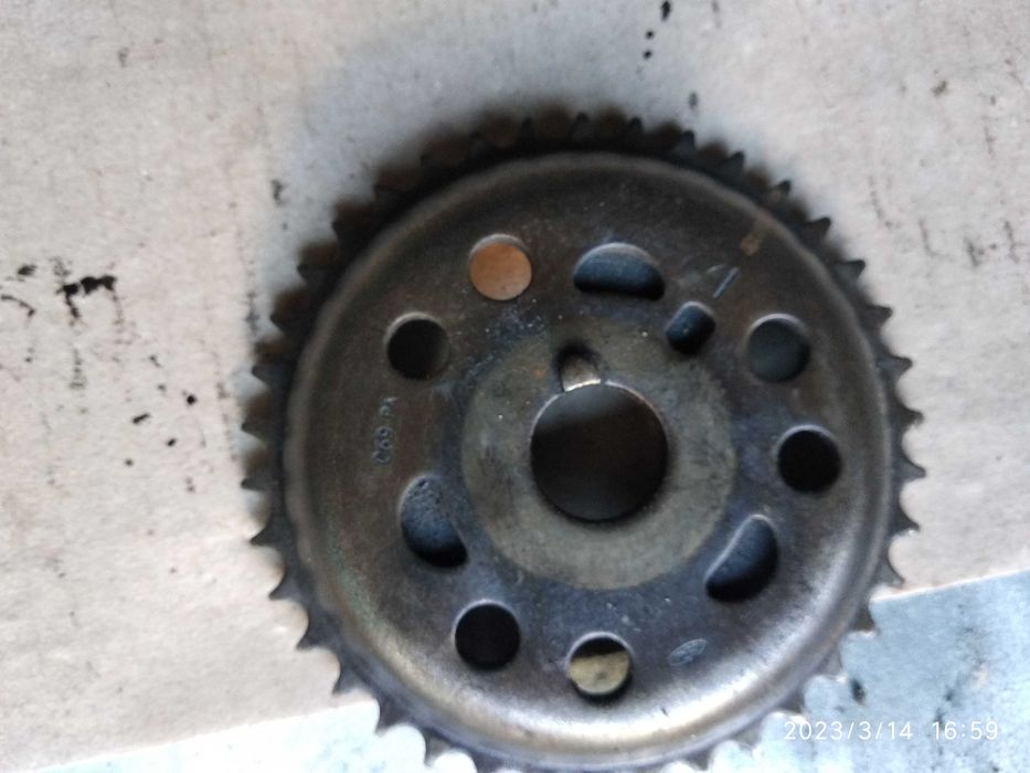 Распредвалы двигателя Форд Скорпио 2.0донс