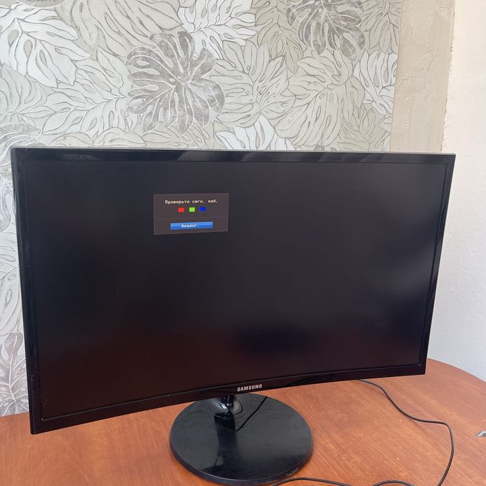 Продам вигнутий монітор samsung 24 дюйма