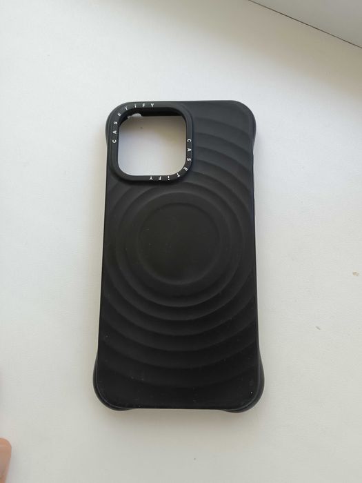 Черный чехол Casetify на телефон 15 Pro Max