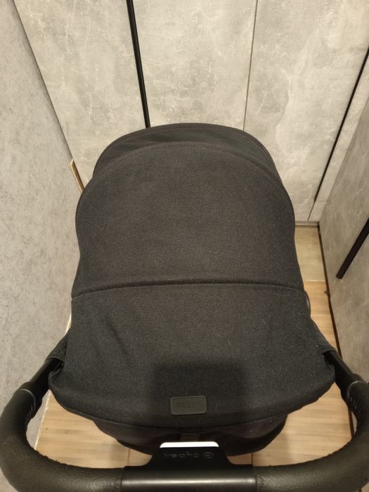 Продам Cybex beezy