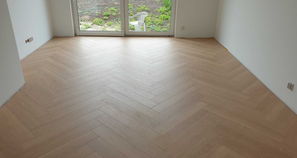 Montaż Paneli Podłogowych , Montaż Listew Przypodłogowych