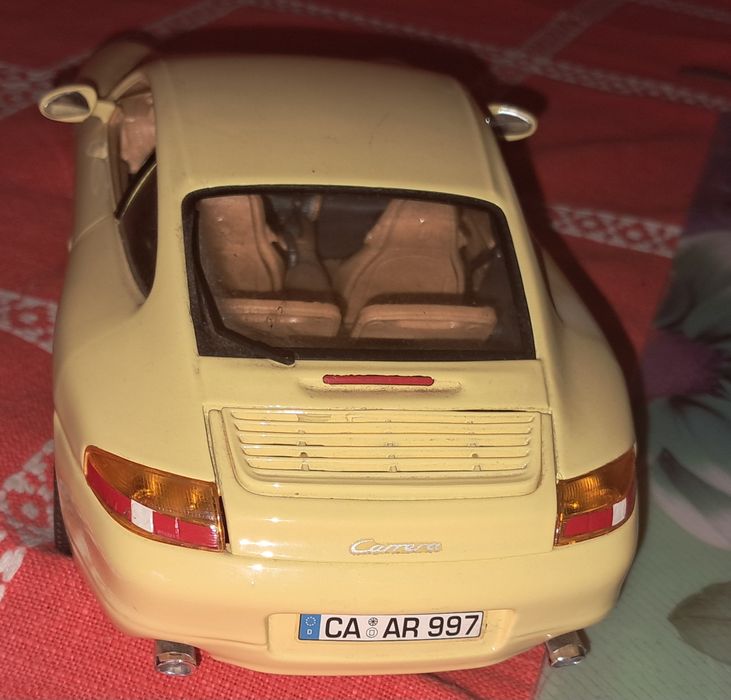 Porche  911 97 1:18