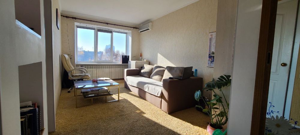Продам або здам 2 кім кв в само му центрі Меблі заходь та живи