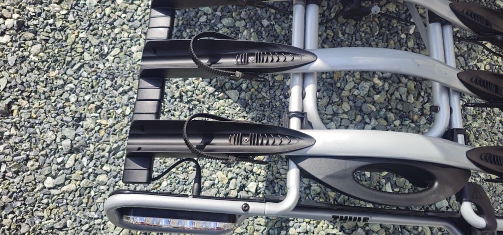 Bagażnik rowerowy Thule 946 na 3 rowery uchylny