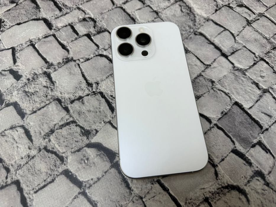 Iphone 16 Pro 256gb neverlock White Titanium Global 880$