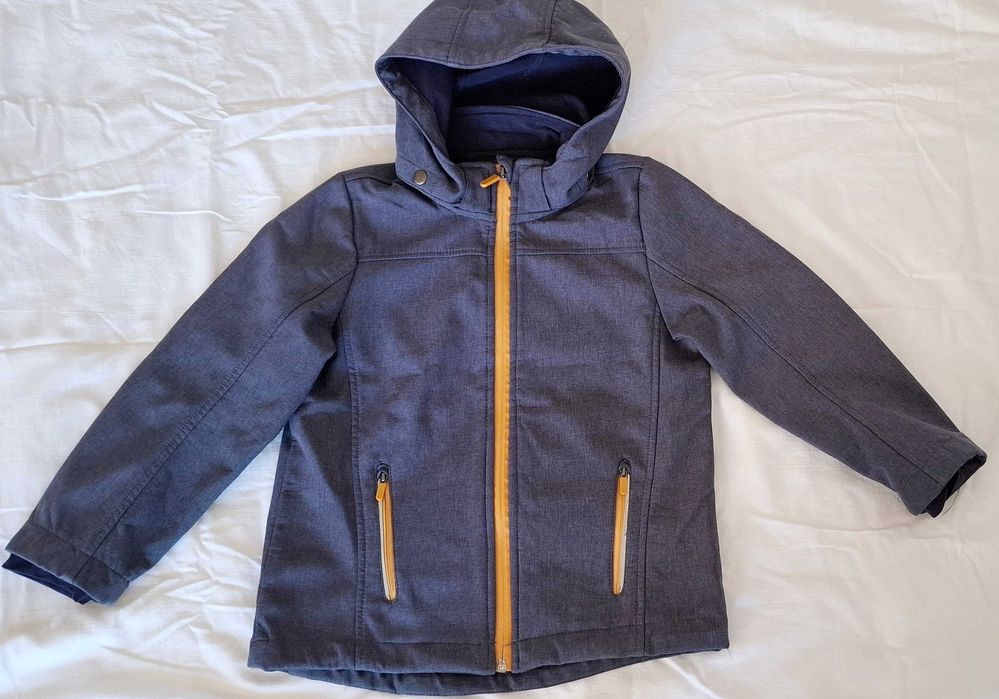 Kurtka chłopięca softshell  rozm.122/128 cm