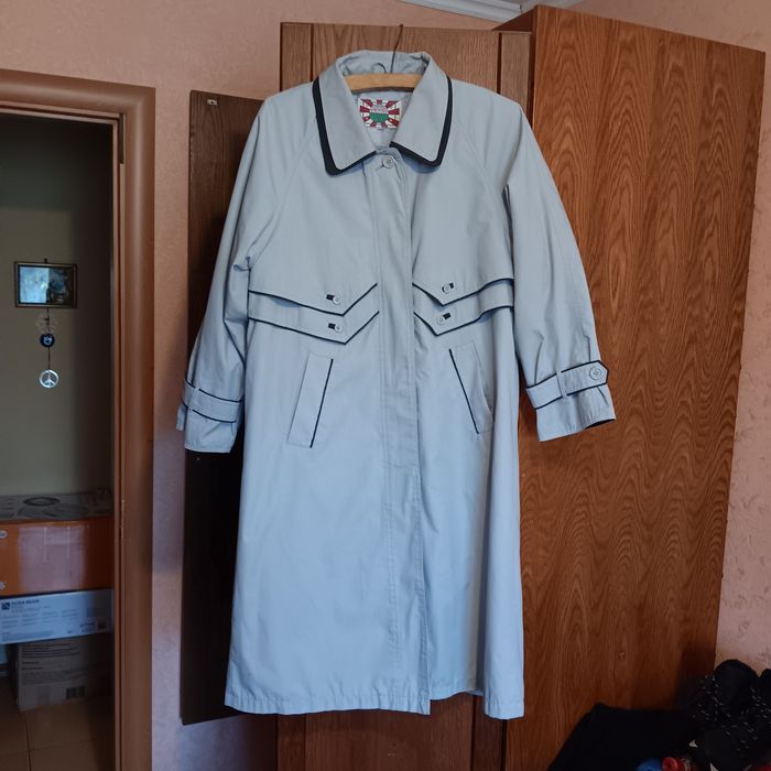 Пальто жіноче демисезонне