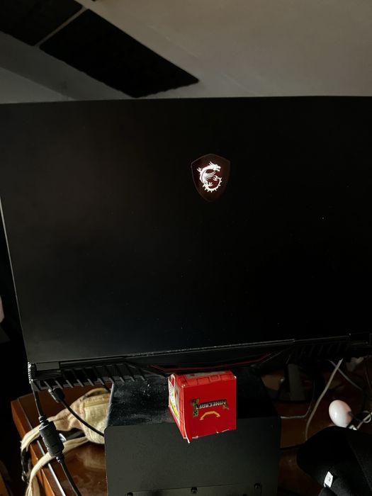 Laptop MSI Em estado perfeito