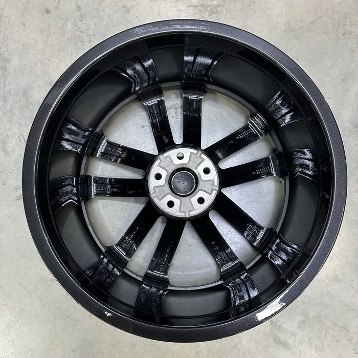 Оригінальні диски Audi Q7, SQ7 5x112 R20. 4M0601025DT