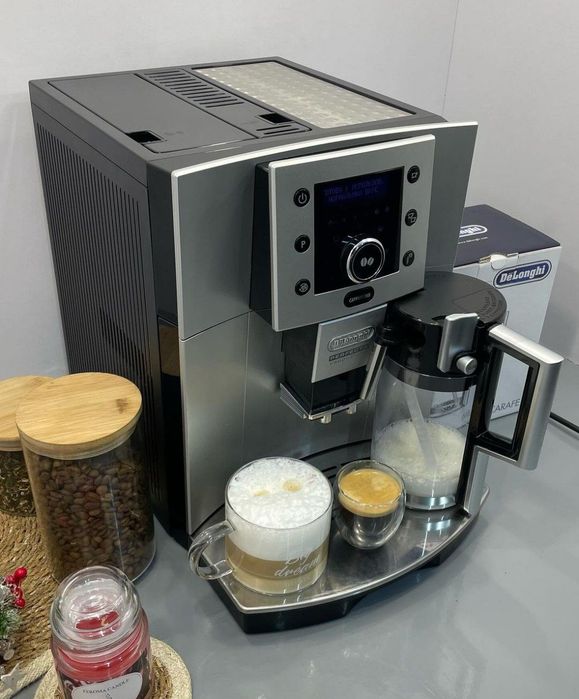 Кофемашина Кофеварка кавоварка Кавомашина Delonghi perfecta capucinno
