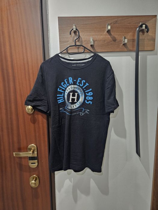 Czarna Koszulka Tommy Hilfiger