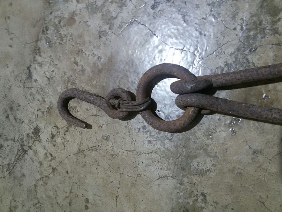 Peça em ferro ( antiga )