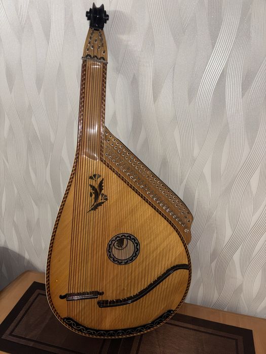 Бандура Чернігівська з перемикачами