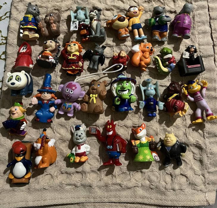 Старі кіндери з мультфільмів дитинства