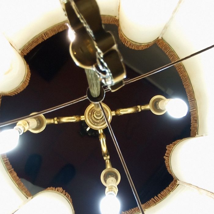 Candeeiro de pé alto em cobre, bronze