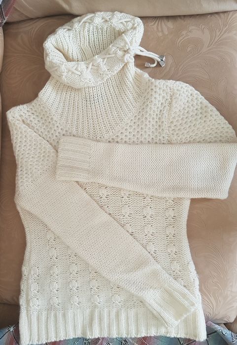 Свитер б/у продаю