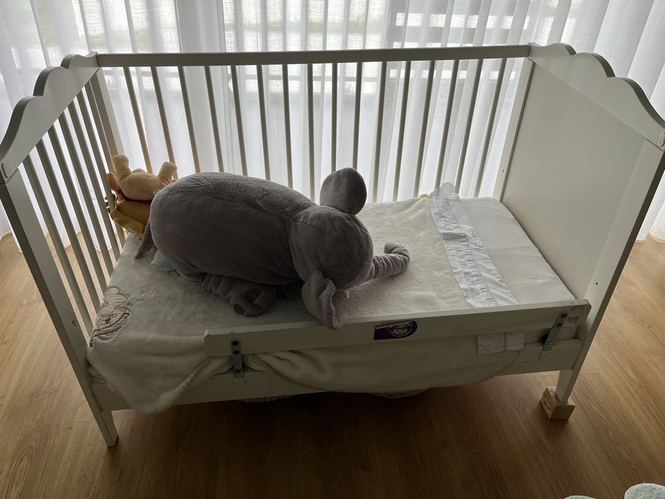 Berco de madeira IKEA - com colchão colunex