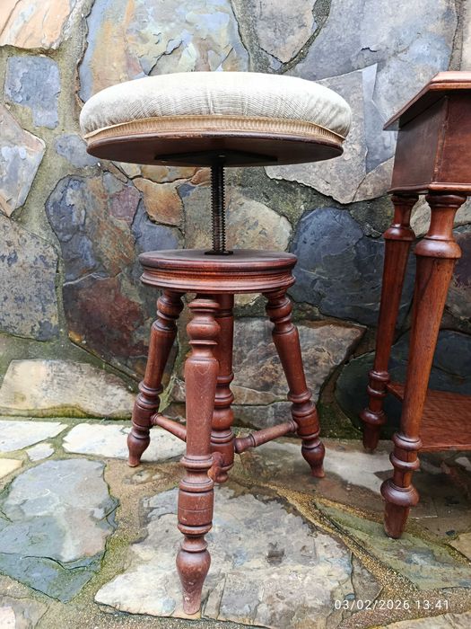 Banco de Piano Rotativo e Regulável 35 cm Diâmetro Altura 49/65 cm