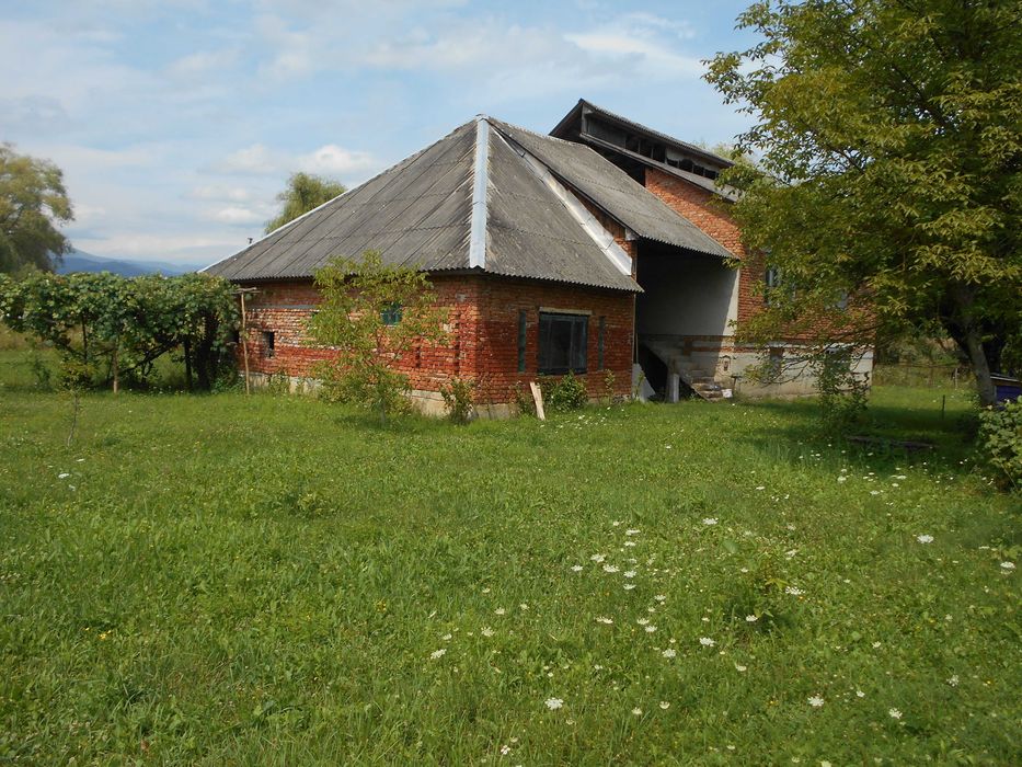 продам будинок(закарпаття)