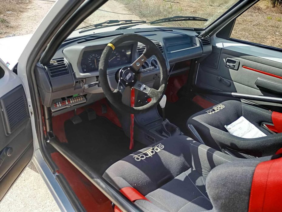 Peugeot 205 Rallye Réplica/Competição