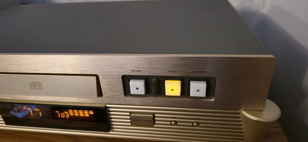 Odtwarzacz CD TEAC CD-5