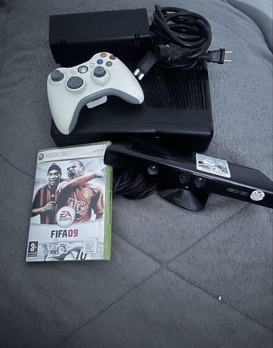 Xbox 360 + kinect + геймпад