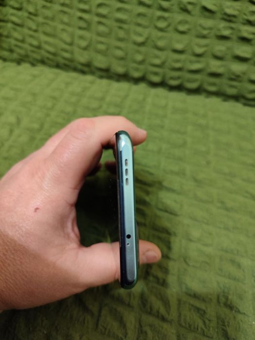 Xiaomi Redmi Note 10S 6+2/128gb з чохлом-книжкою.