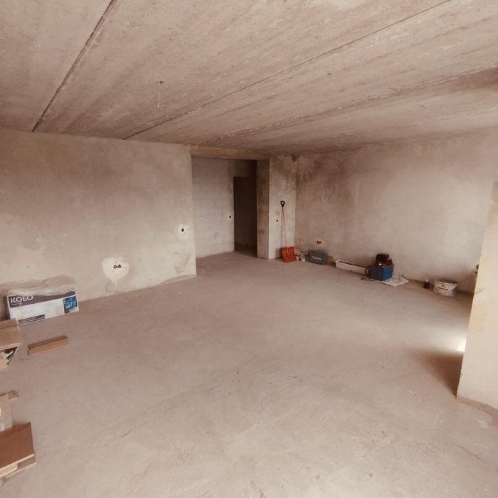 Продам трьох кімнатну чешку нульовий цикл у м.Новий Розділ.