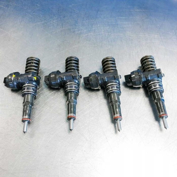 Форсунка Volkswagen Caddy 2.0 sdi Кадди 2.0 038130073AP 038130073BR