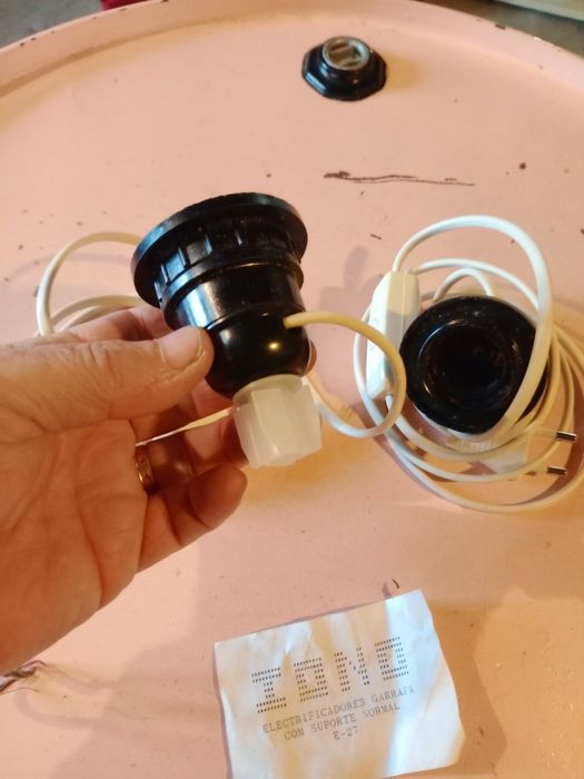 Par de ligações para candeeiros de mesa