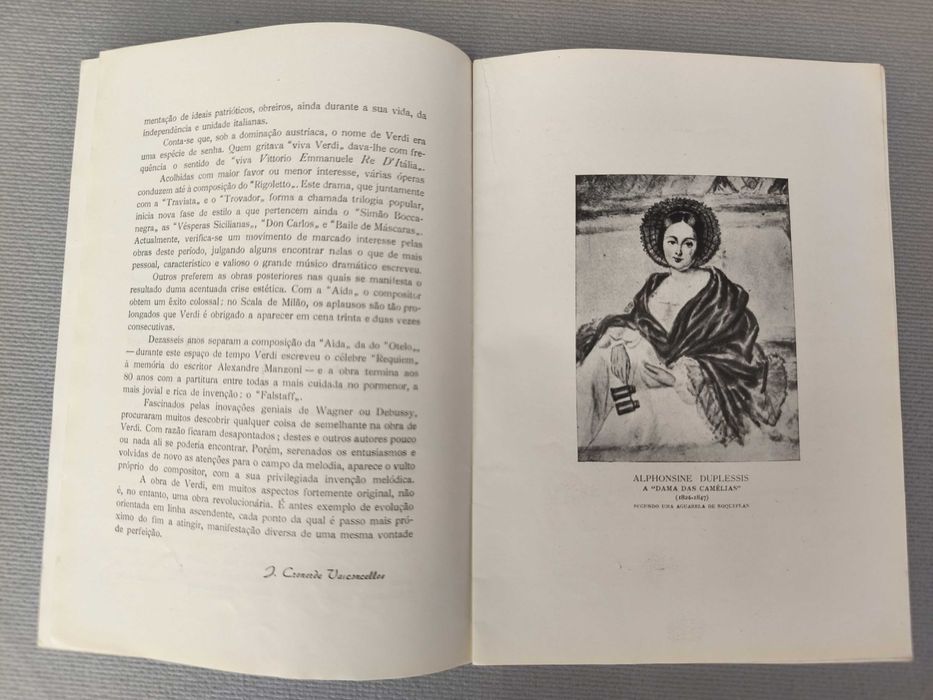 TRAVIATA - Verdi –
Programa e argumento
Ópera S. Carlos