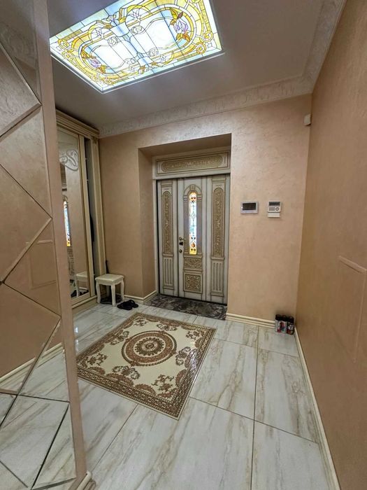 Оренда 4 кімн. будинку, вул Сахарова – Бойківська, вигляд на парк