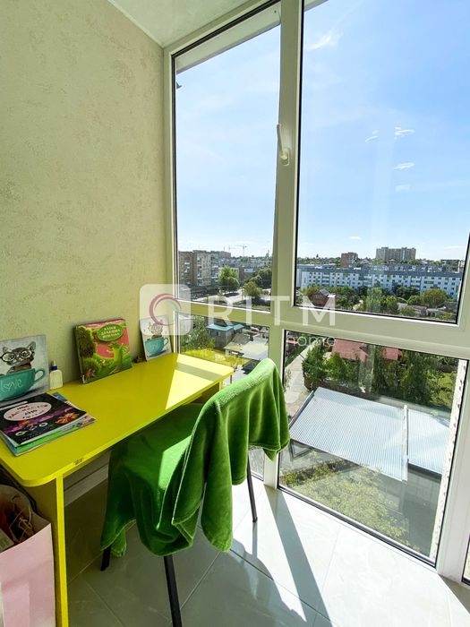 Продаж просторої 3к-квартири з сучасним ремонтом!82 м2! пр.Відродження