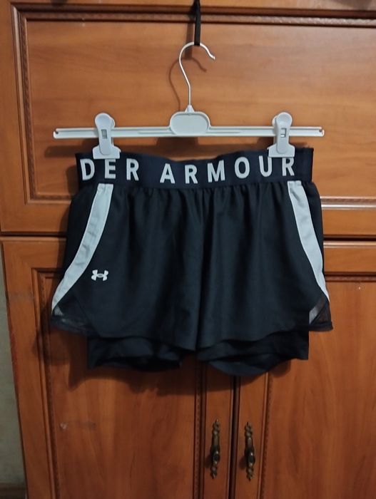 Труси , шорти Under Armour.