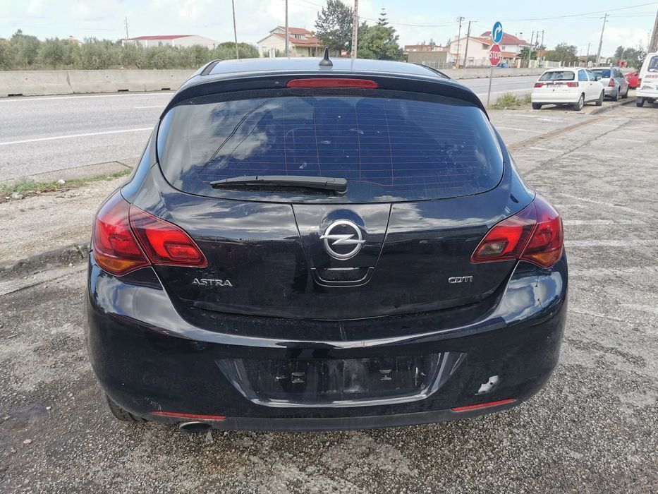 Peças Opel Astra J do ano 2010 - 2.0 Diesel