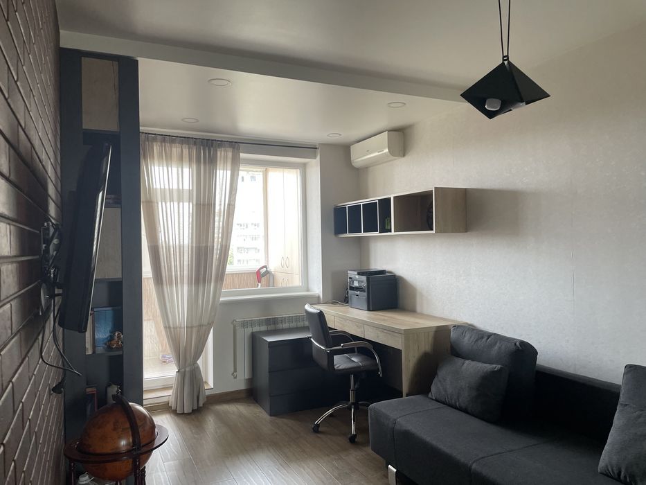 Продам 3 к. квартиру 100м2, ремонт, пр. Аерокосмічний (Гагарина), м. Левада, NP