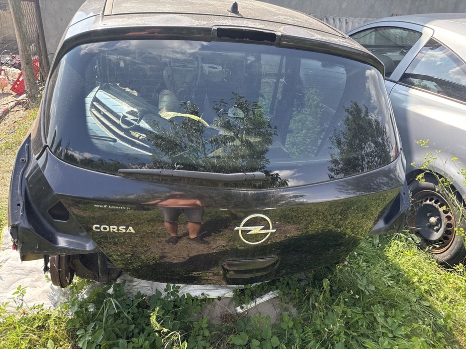 Tylna klapa korsa D Z20R