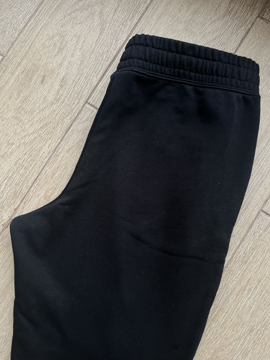 Спортивні штани Nike