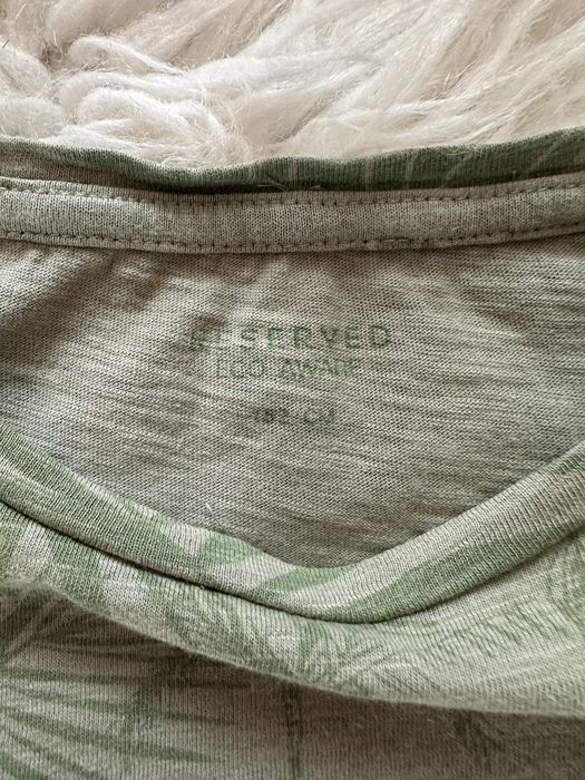 Футболка reserved